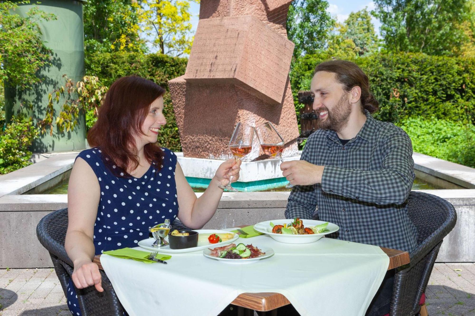 Best Western Wein- Und Parkhotel ニーアシュタイン エクステリア 写真