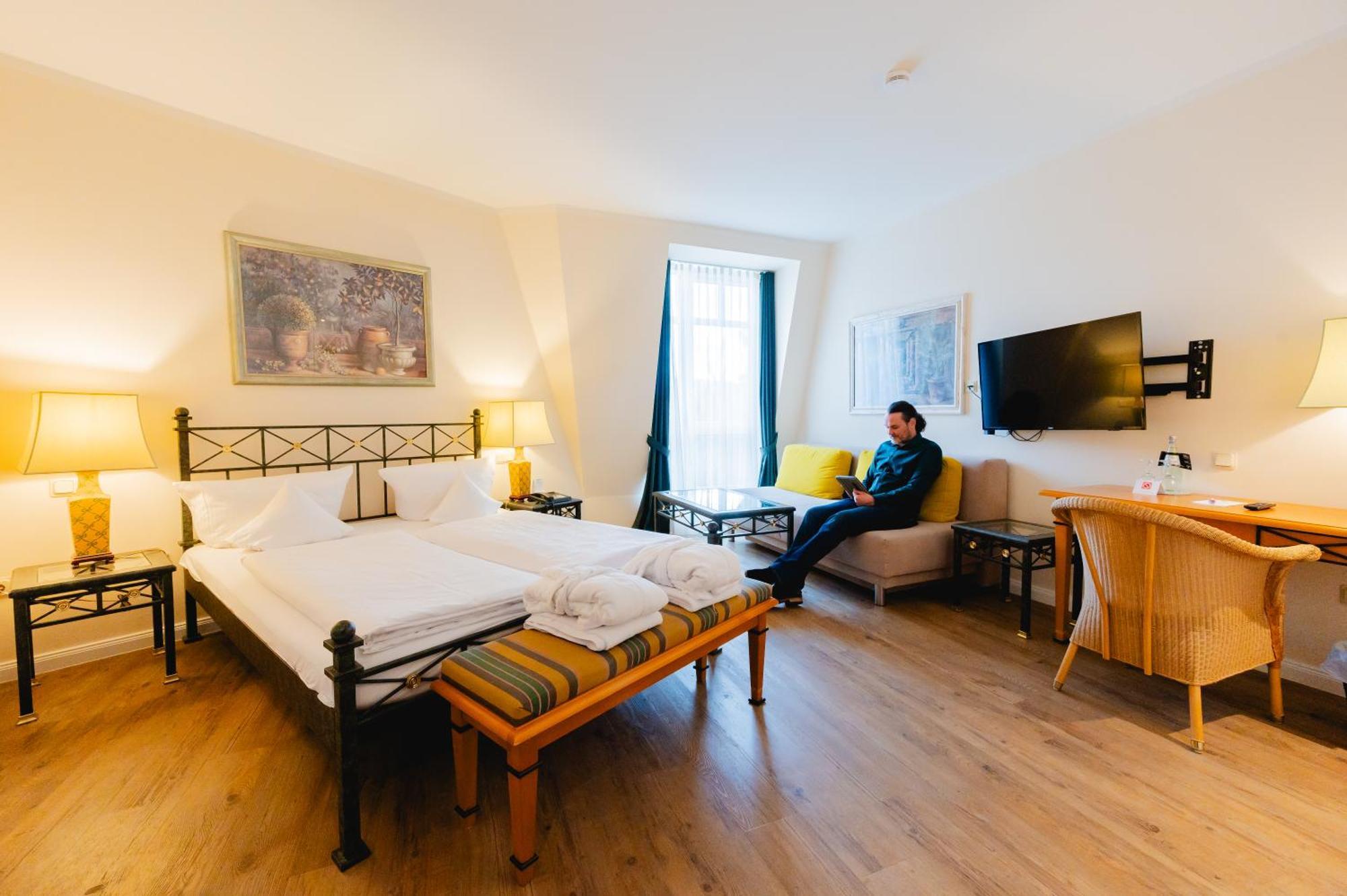 Best Western Wein- Und Parkhotel ニーアシュタイン エクステリア 写真