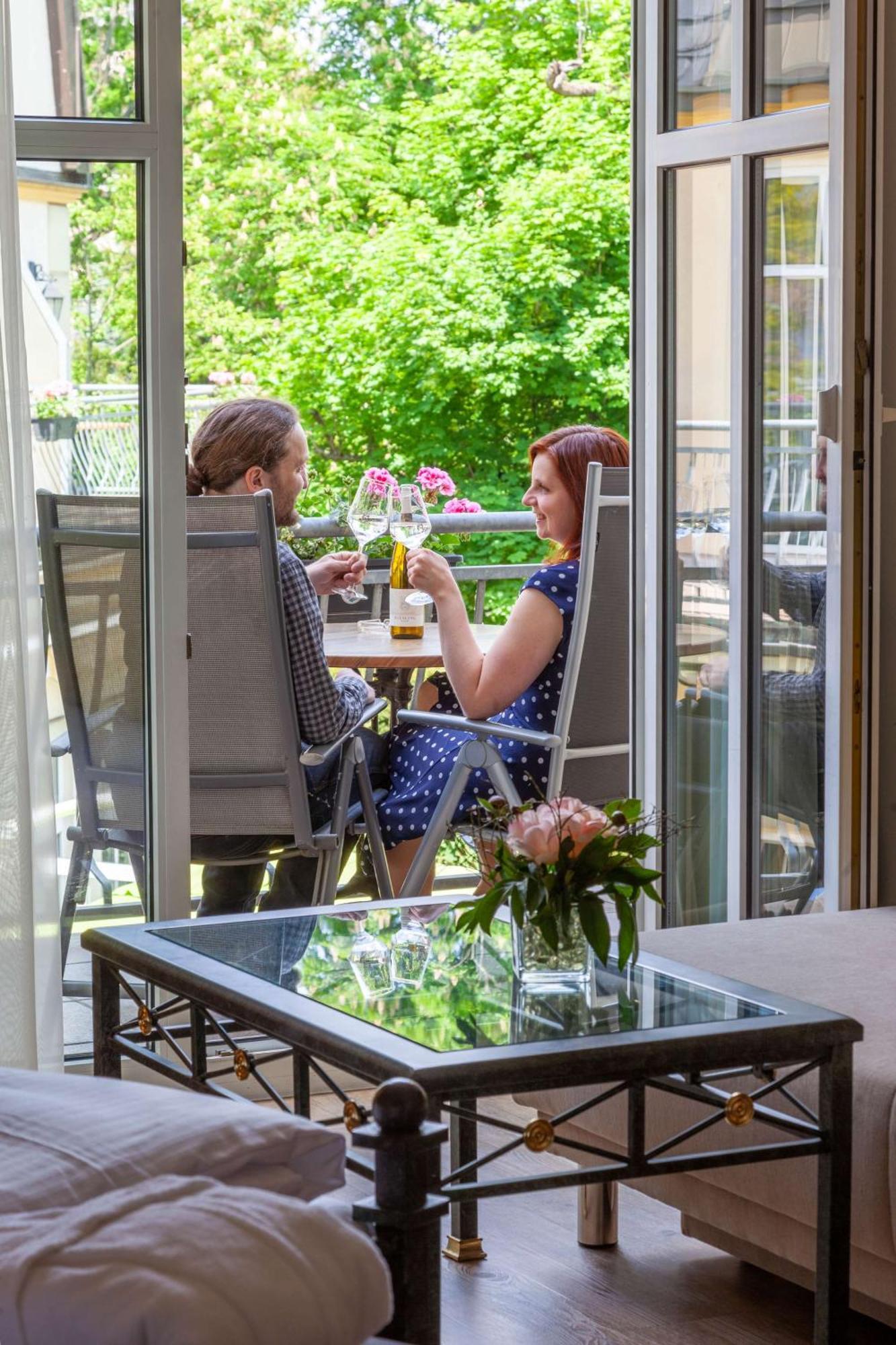 Best Western Wein- Und Parkhotel ニーアシュタイン エクステリア 写真