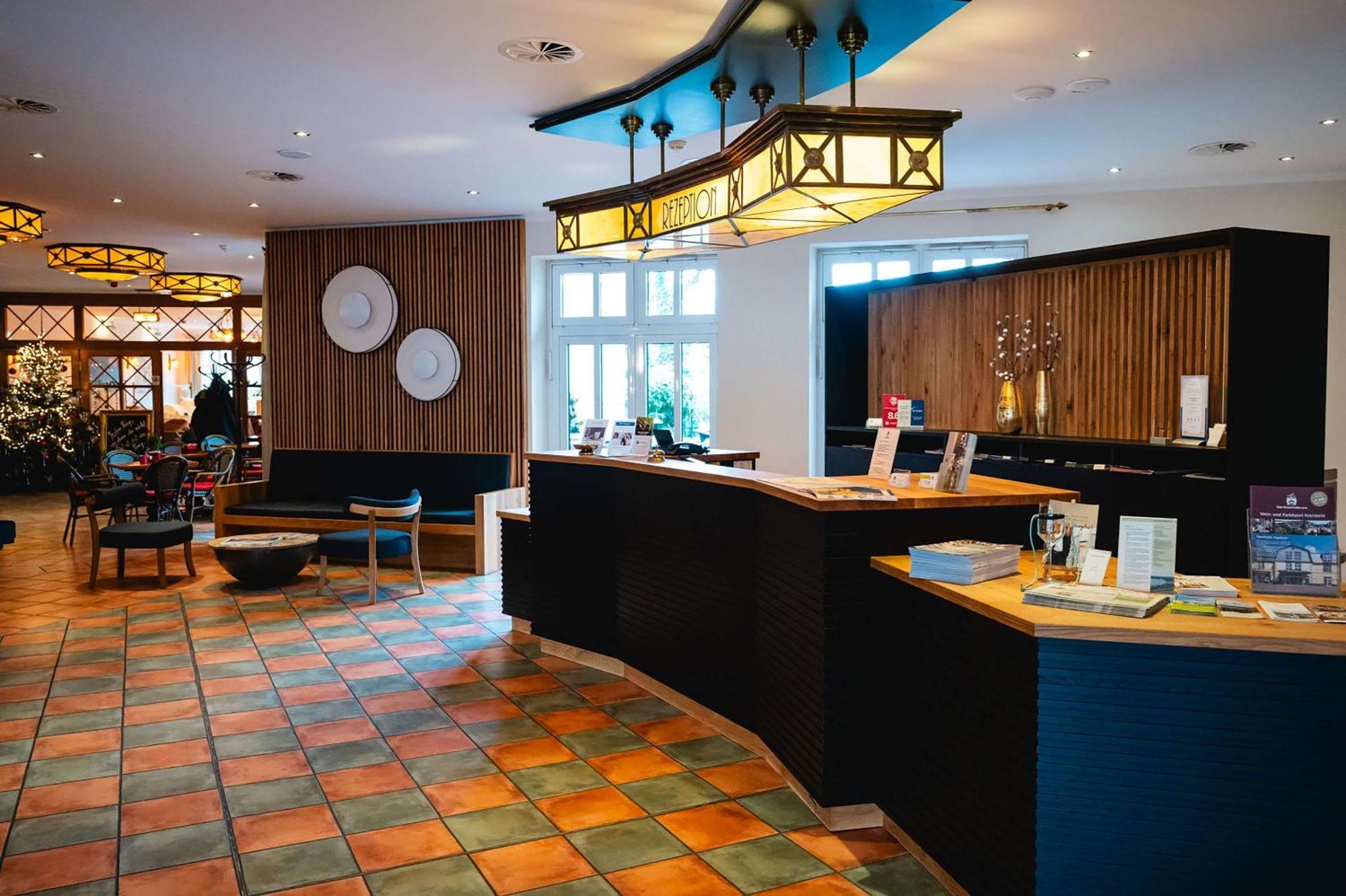 Best Western Wein- Und Parkhotel ニーアシュタイン エクステリア 写真